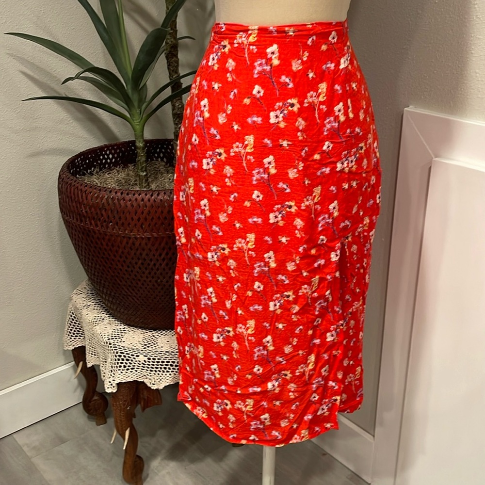 Red floral midi skirt. Soft never worn
